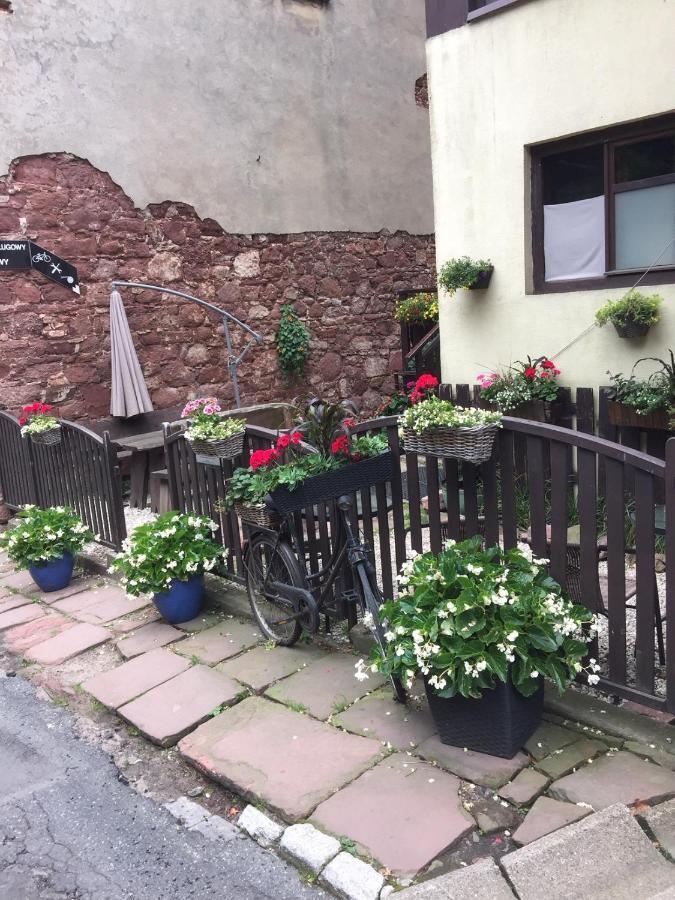 Centrum Turystyki Niekonwencjonalnej Srebrna Góra Εξωτερικό φωτογραφία